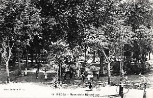 Medea - Place de la Republique